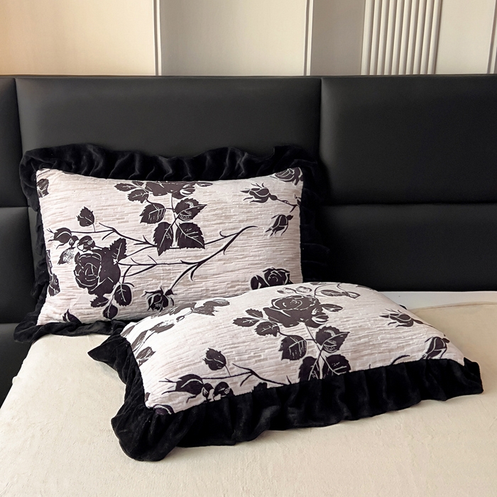 91家纺网 家纺一手货源 找家纺 找底底家纺 2025新款A类法式浪漫烂花赫本风牛奶绒四件套陌上花开-蔷薇