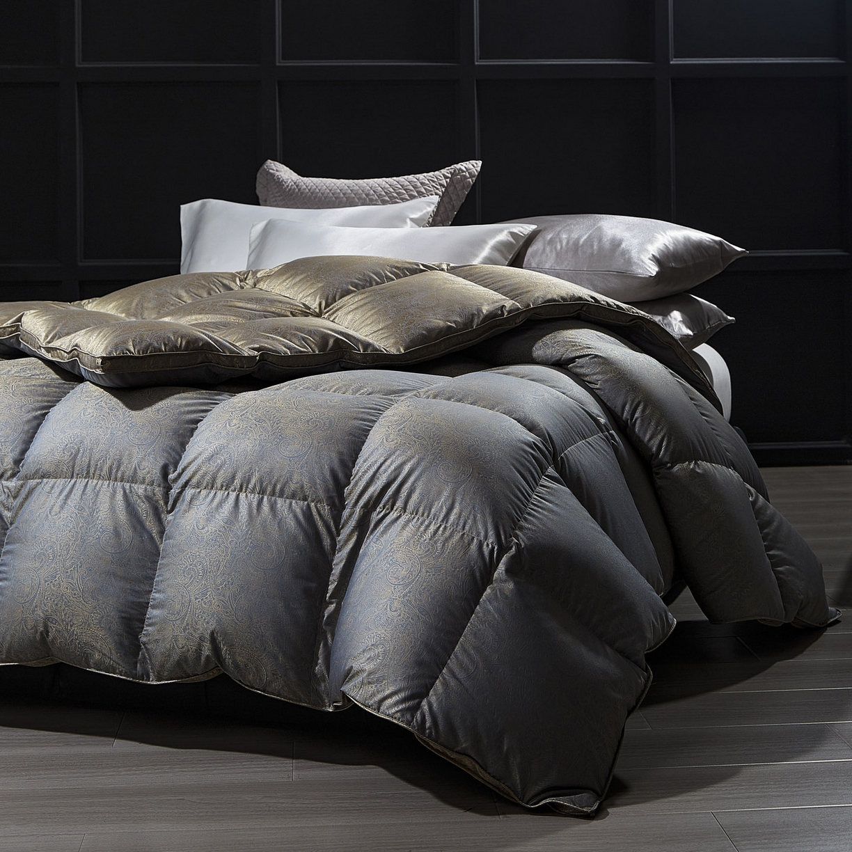 91家纺网 家纺一手货源 找家纺 暖羽屋羽绒馆 2025新款莫代尔95白鹅绒羽绒被芯   绒子含量95  冬被双人被子加厚 莫罗斯金 B面效果