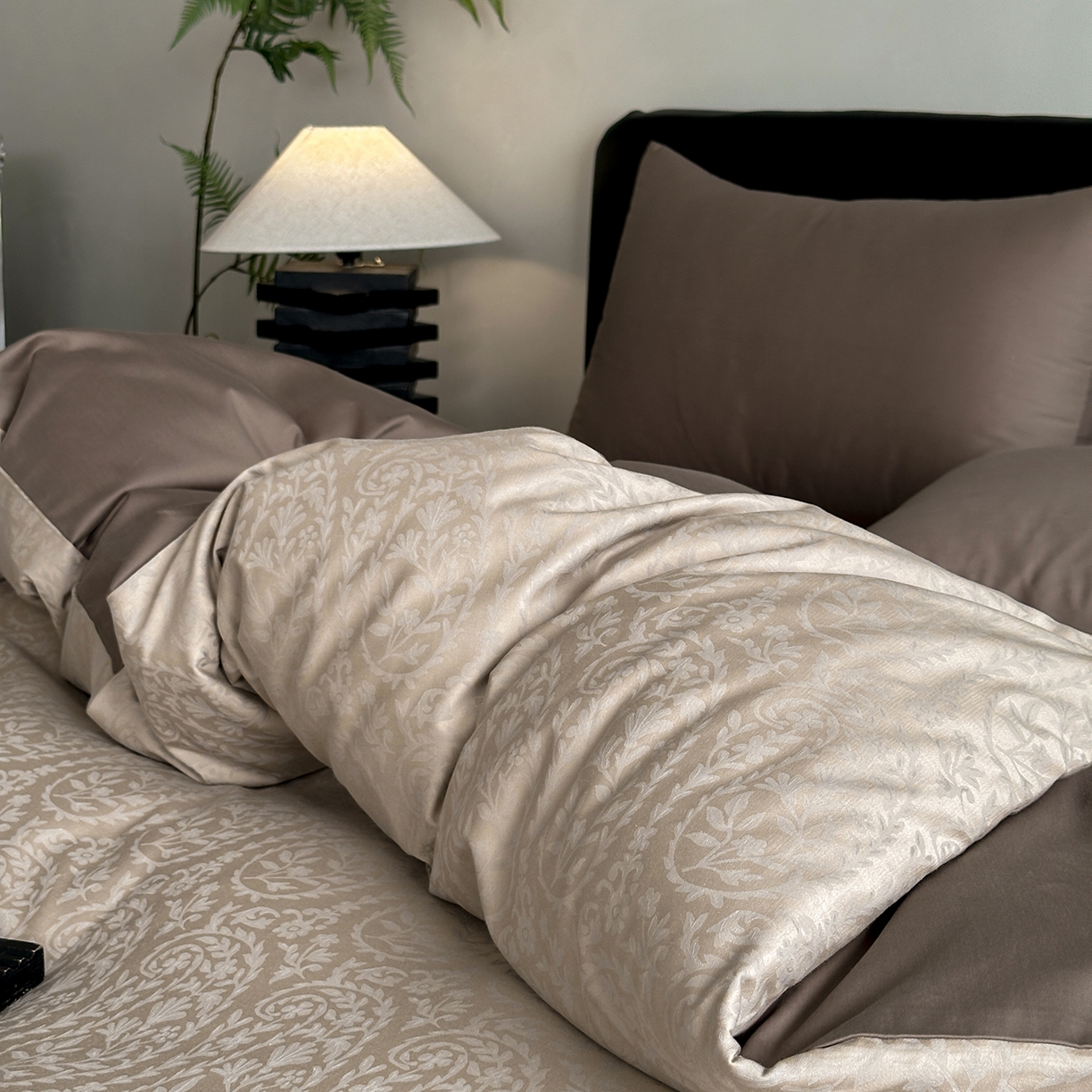 91家纺网 家纺一手货源 找家纺 赫帛 2025新款60支全棉色织提花磨毛四件套-腰果花 腰果花-绿米色