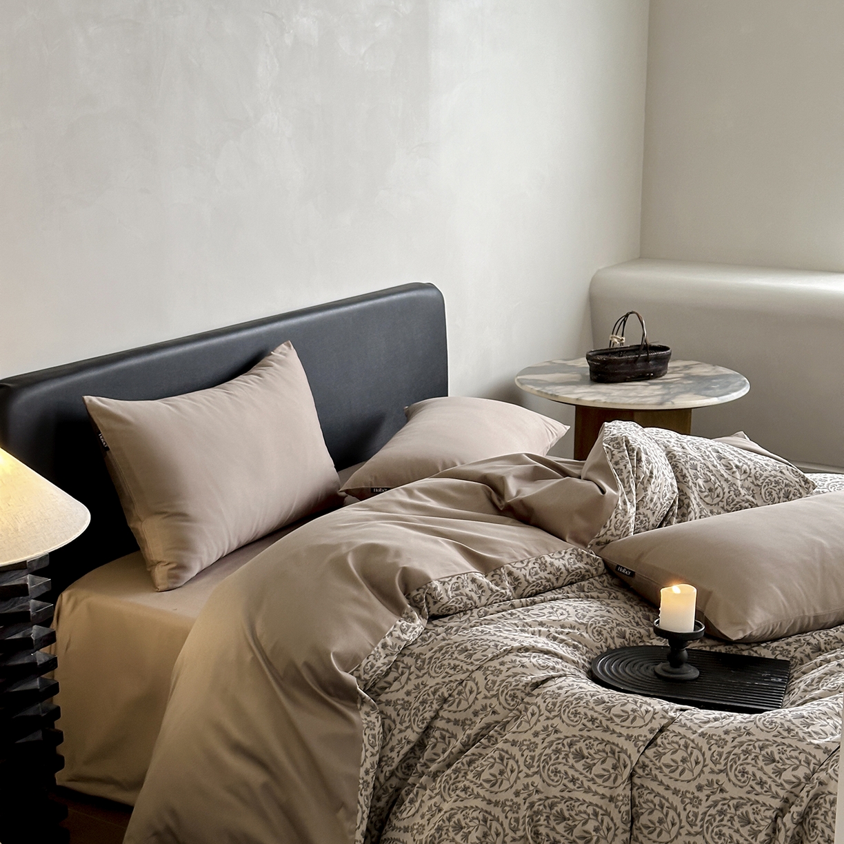 91家纺网 家纺一手货源 找家纺 赫帛 2025新款60支全棉色织提花磨毛四件套-腰果花 腰果花-灰咖色