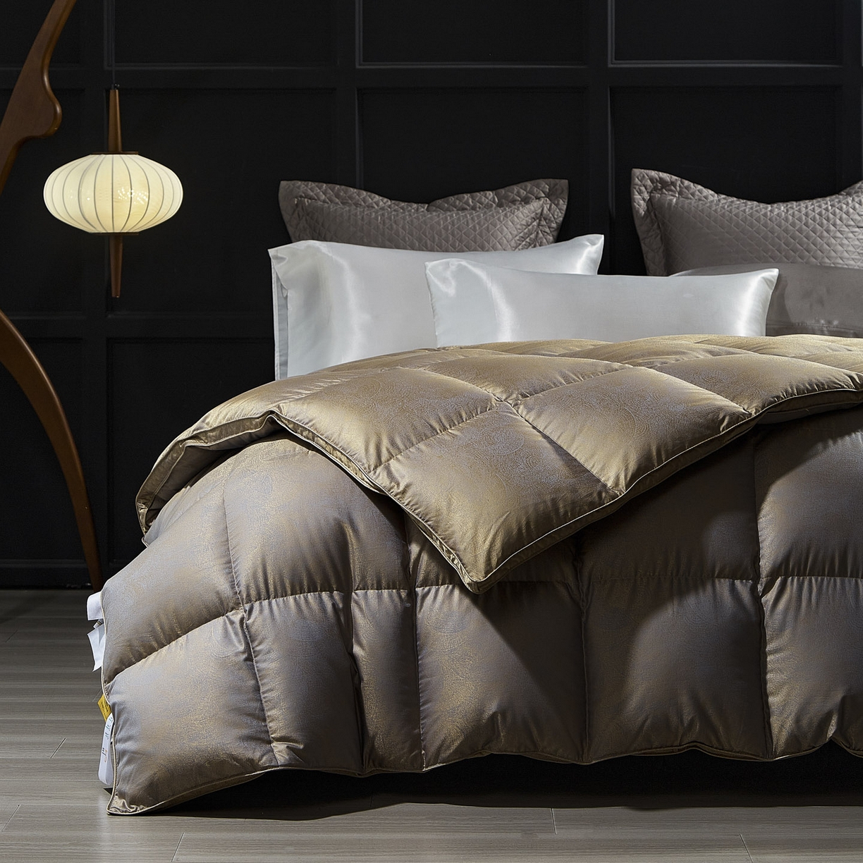 91家纺网 家纺一手货源 找家纺 暖羽屋羽绒馆 2025新款莫代尔95白鹅绒羽绒被芯   绒子含量95  冬被双人被子加厚 香之沁 B面效果