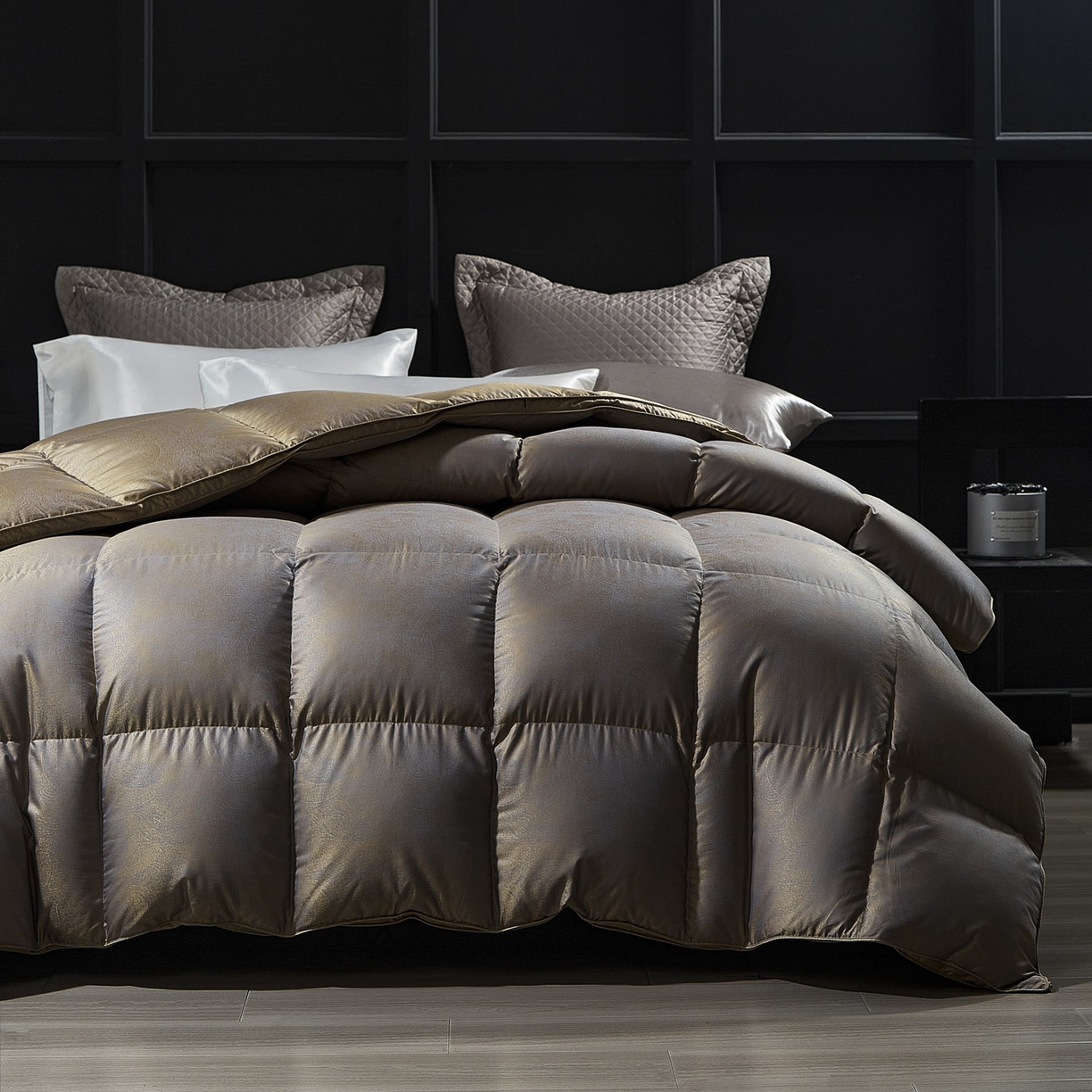 91家纺网 家纺一手货源 找家纺 暖羽屋羽绒馆 2025新款莫代尔95白鹅绒羽绒被芯   绒子含量95  冬被双人被子加厚 香之沁 B面效果