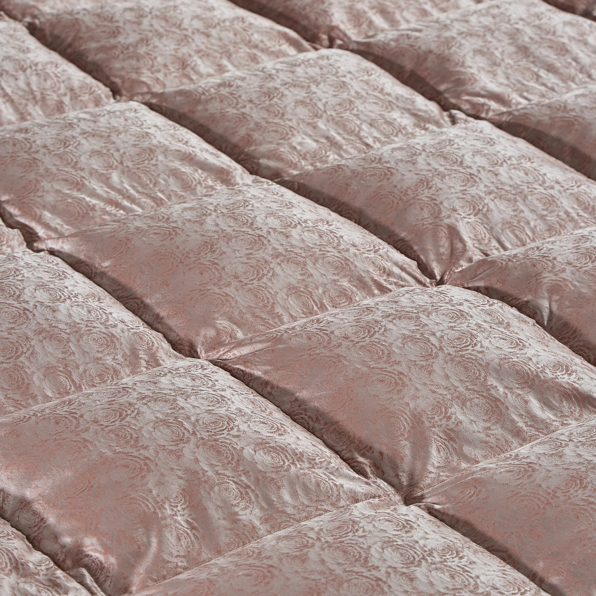 91家纺网 家纺一手货源 找家纺 暖羽屋羽绒馆 2025新款莫代尔95白鹅绒羽绒被芯   绒子含量95  冬被双人被子加厚 伊莲娜 B面效果