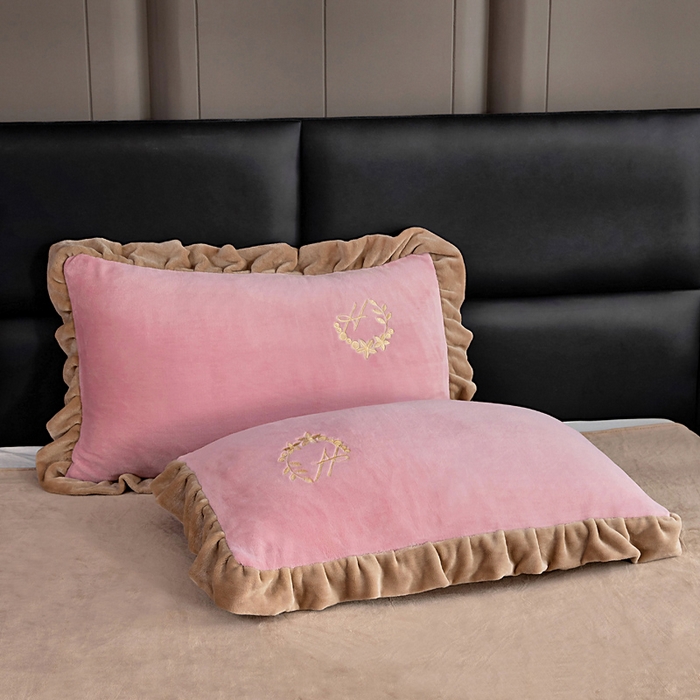 91家纺网 家纺一手货源 找家纺 找底底家纺 2025新款牛奶绒纯色刺绣四件套八斤重日销50单客户优惠10元 豆沙粉