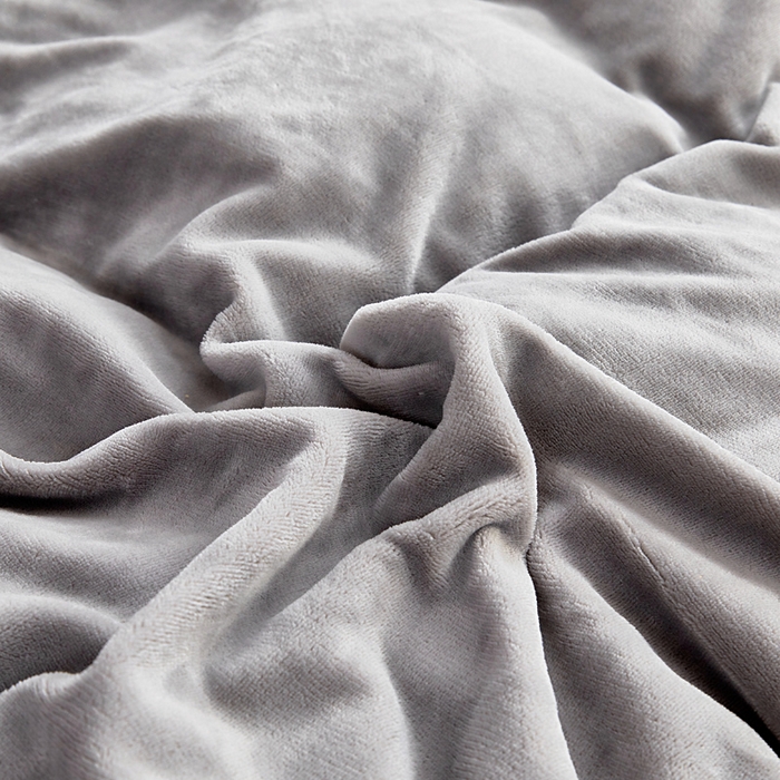 91家纺网 家纺一手货源 找家纺 找底底家纺 2025新款牛奶绒纯色刺绣四件套八斤重日销50单客户优惠10元 浅灰