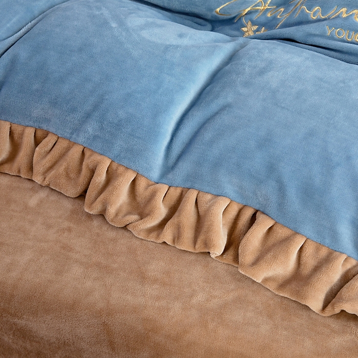 91家纺网 家纺一手货源 找家纺 找底底家纺 2025新款牛奶绒纯色刺绣四件套八斤重日销50单客户优惠10元 天蓝