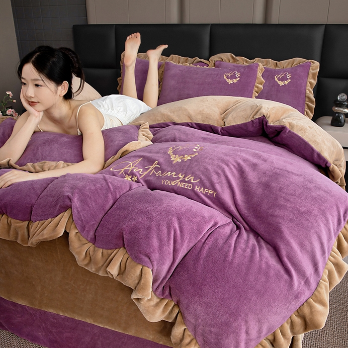 91家纺网 家纺一手货源 找家纺 找底底家纺 2025新款牛奶绒纯色刺绣四件套八斤重日销50单客户优惠10元 香芋紫