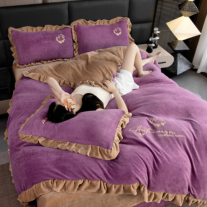 91家纺网 家纺一手货源 找家纺 找底底家纺 2025新款牛奶绒纯色刺绣四件套八斤重日销50单客户优惠10元 香芋紫