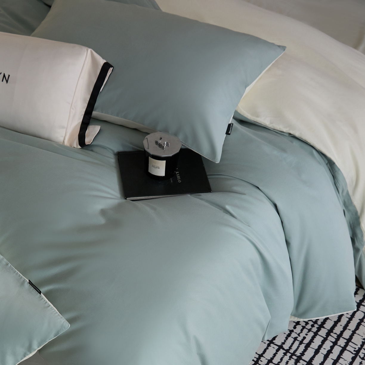 91家纺网 家纺一手货源 找家纺 朵希曼 2026新款全棉纯色长绒棉磨毛系列四件套 风青月白