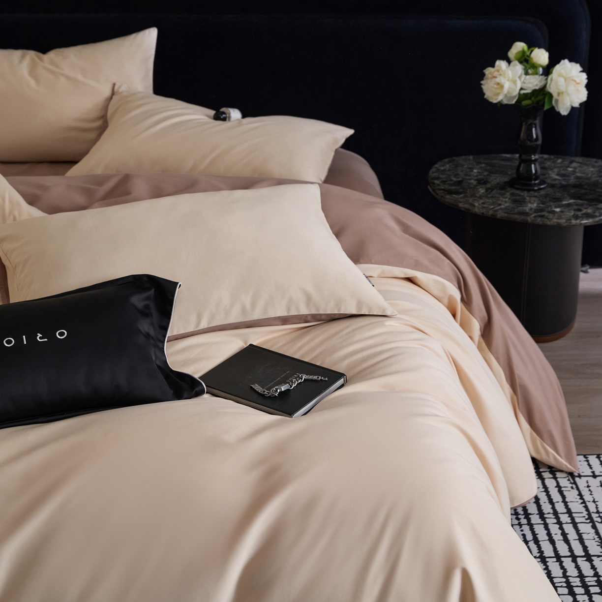 91家纺网 家纺一手货源 找家纺 朵希曼 2026新款全棉纯色长绒棉磨毛系列四件套 云纱可可