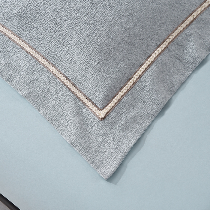 91家纺网 家纺一手货源 找家纺 瑞驰家纺 2025新款长绒棉纯棉色织提花绣花磨毛四件套-克里斯汀 克里斯汀-宁静蓝