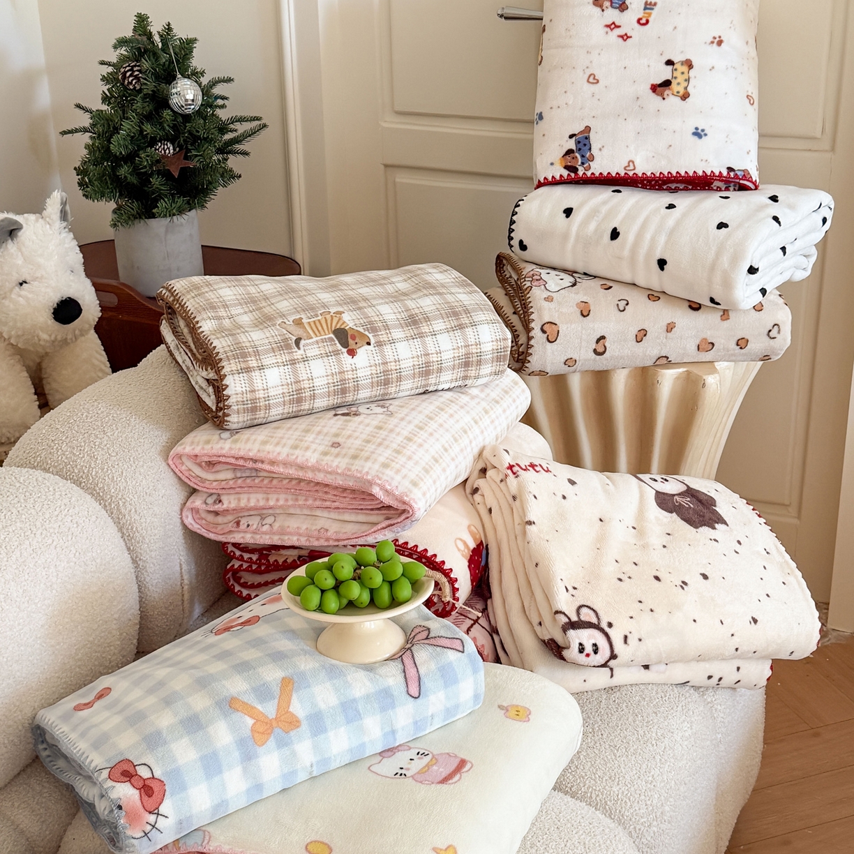 91家纺网 家纺一手货源 找家纺 （总）澳萝拉 2025新款230g高克重全工艺牛奶绒三角针毛毯四季毯休闲毯毯子（稳定供货 不缺货）