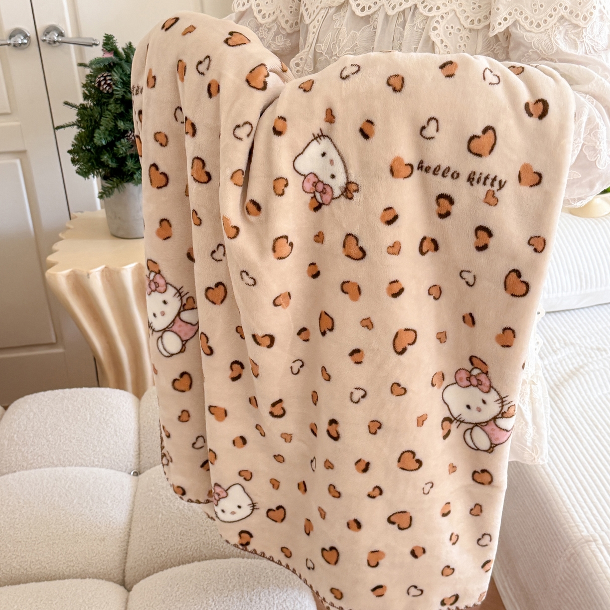 91家纺网 家纺一手货源 找家纺 （总）澳萝拉 2025新款230g高克重全工艺牛奶绒三角针毛毯四季毯休闲毯毯子（稳定供货 不缺货）