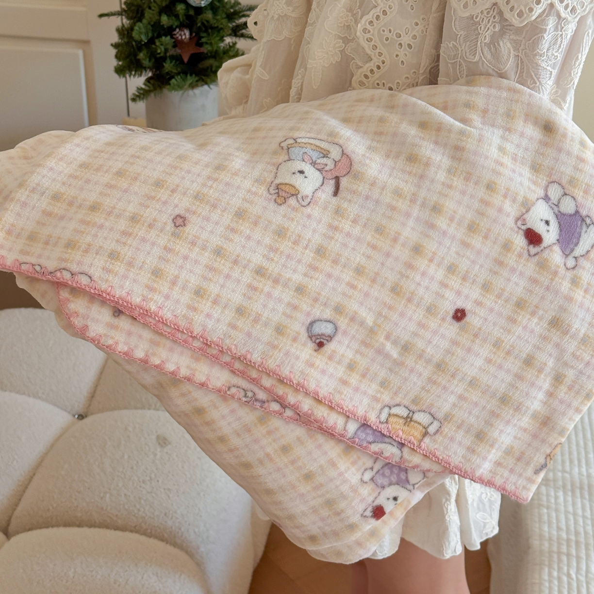 91家纺网 家纺一手货源 找家纺 澳萝拉 2025新款230g高克重全工艺牛奶绒三角针毛毯四季毯休闲毯毯子（稳定供货 不缺货） 班尼小狗