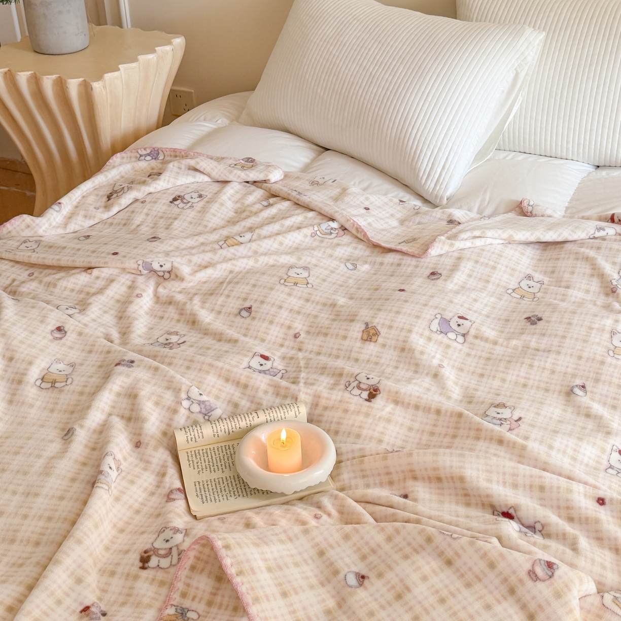 91家纺网 家纺一手货源 找家纺 澳萝拉 2025新款230g高克重全工艺牛奶绒三角针毛毯四季毯休闲毯毯子（稳定供货 不缺货） 班尼小狗