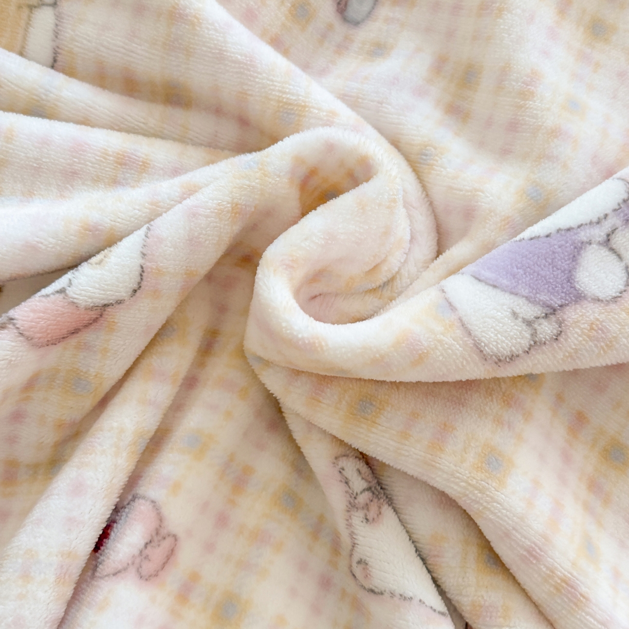 91家纺网 家纺一手货源 找家纺 澳萝拉 2025新款230g高克重全工艺牛奶绒三角针毛毯四季毯休闲毯毯子（稳定供货 不缺货） 班尼小狗