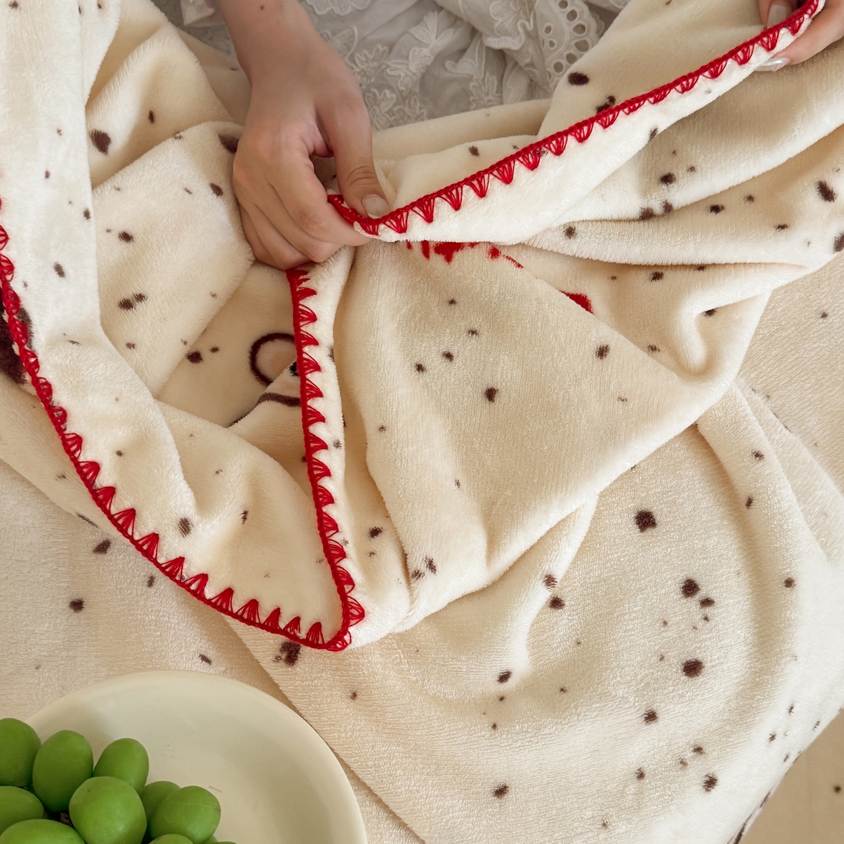 91家纺网 家纺一手货源 找家纺 澳萝拉 2025新款230g高克重全工艺牛奶绒三角针毛毯四季毯休闲毯毯子（稳定供货 不缺货） 拉兔兔