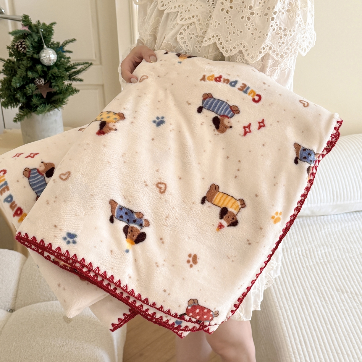 91家纺网 家纺一手货源 找家纺 澳萝拉 2025新款230g高克重全工艺牛奶绒三角针毛毯四季毯休闲毯毯子（稳定供货 不缺货） 腊肠小狗