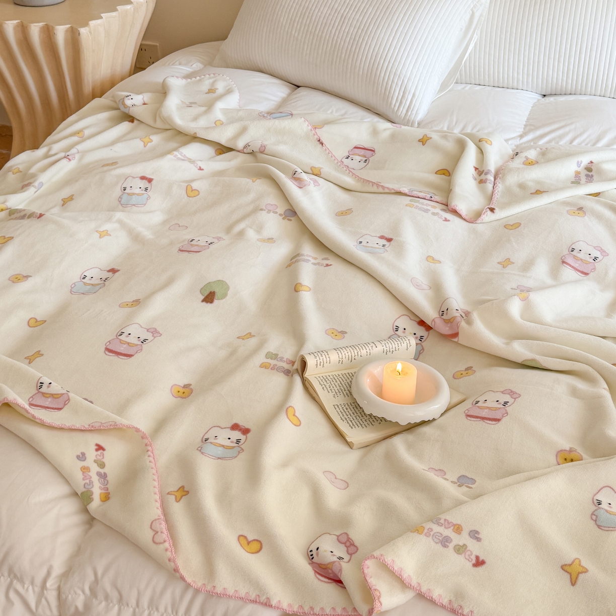 91家纺网 家纺一手货源 找家纺 澳萝拉 2025新款230g高克重全工艺牛奶绒三角针毛毯四季毯休闲毯毯子（稳定供货 不缺货） 童趣嘟嘟猫