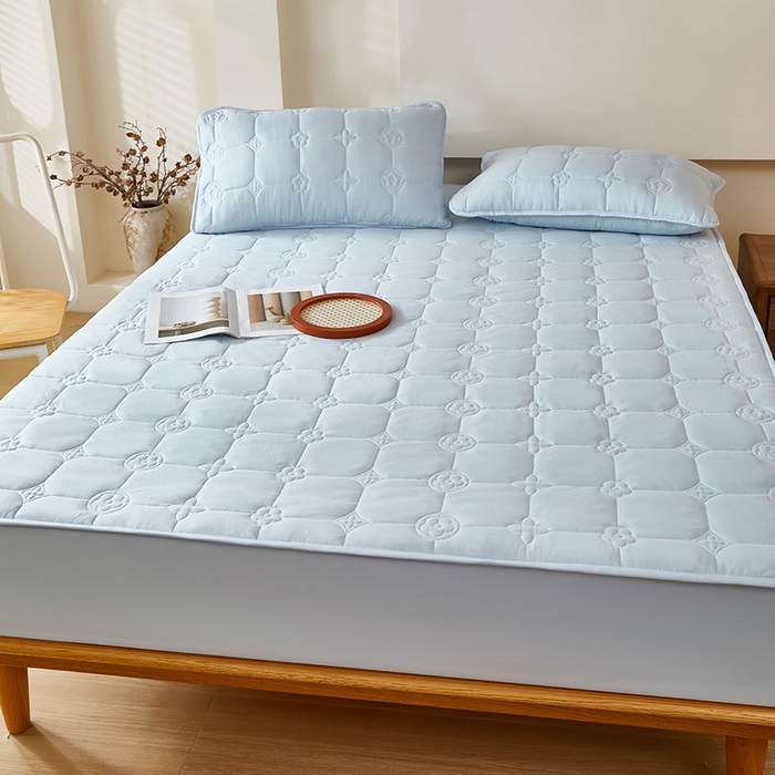 91家纺网 家纺一手货源 找家纺 瑞兴纺 2025年新款亲肤夹棉床笠床裙 床笠款：幸运格-海洋蓝