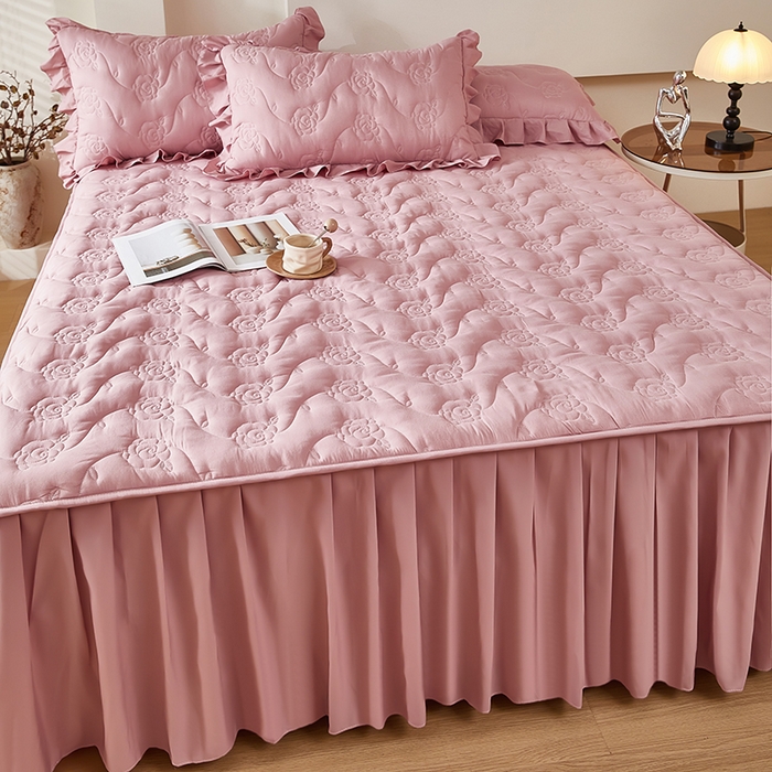 91家纺网 家纺一手货源 找家纺 瑞兴纺 2025年新款亲肤夹棉床笠床裙 床裙花边款：繁花-豆沙粉