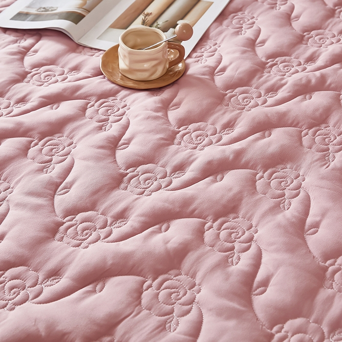 91家纺网 家纺一手货源 找家纺 瑞兴纺 2025年新款亲肤夹棉床笠床裙 床裙花边款：繁花-豆沙粉