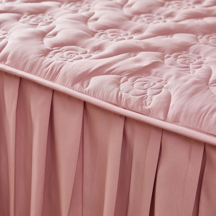 91家纺网 家纺一手货源 找家纺 瑞兴纺 2025年新款亲肤夹棉床笠床裙 床裙花边款：繁花-豆沙粉