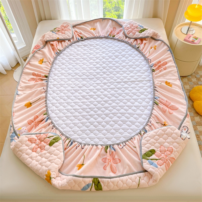 91家纺网 家纺一手货源 找家纺 康纳利 2025新款A类抗菌加厚牛奶绒印花夹棉床笠可搭配同款四件套 花间小兔