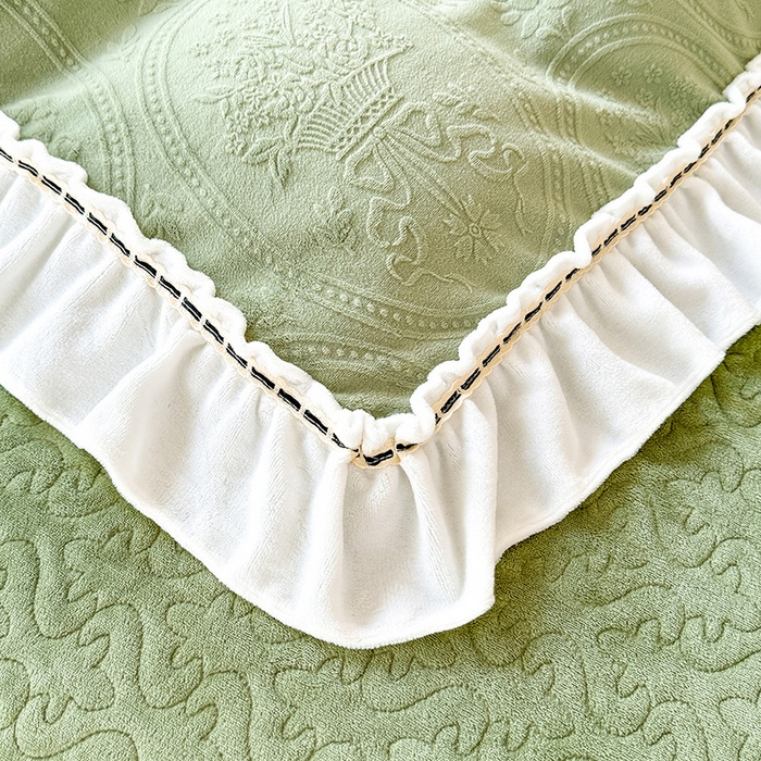 91家纺网 家纺一手货源 找家纺 花香四季家纺 2025新款牛奶绒夹棉床盖单件三件套-浪漫花语 浪漫花语-复古绿