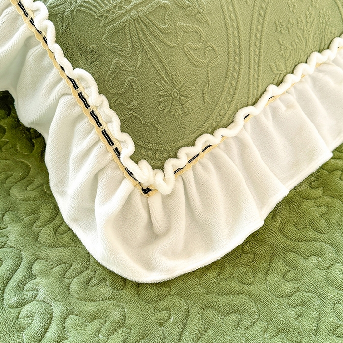 91家纺网 家纺一手货源 找家纺 花香四季家纺 2025新款牛奶绒夹棉床盖单件三件套-浪漫花语 浪漫花语-复古绿