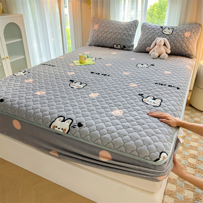 康纳利 2025新款A类抗菌加厚牛奶绒印花夹棉床笠可搭配同款四件套 波点兔