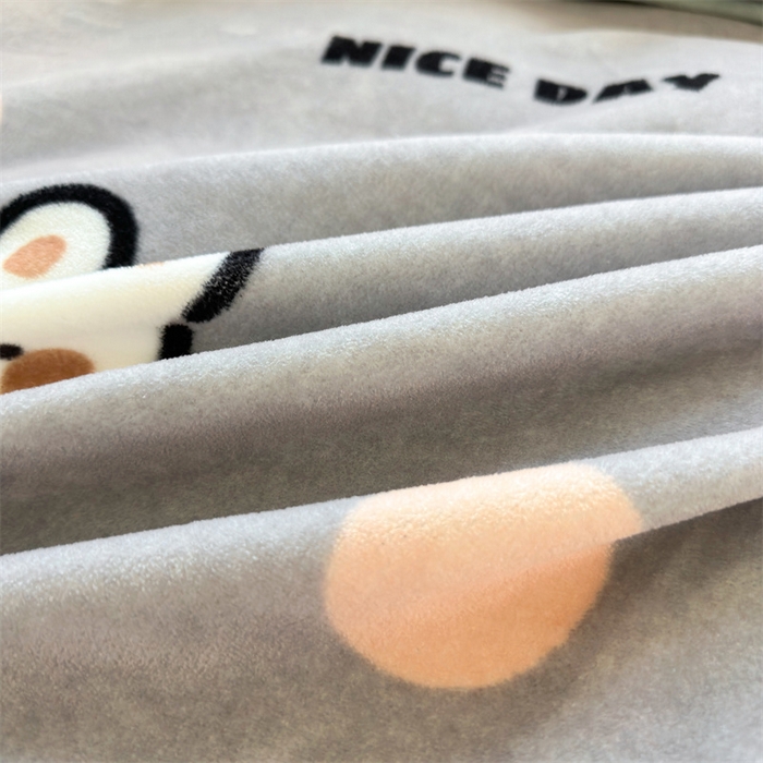 91家纺网 家纺一手货源 找家纺 康纳利 2025新款A类抗菌加厚牛奶绒印花夹棉床笠可搭配同款四件套 波点兔