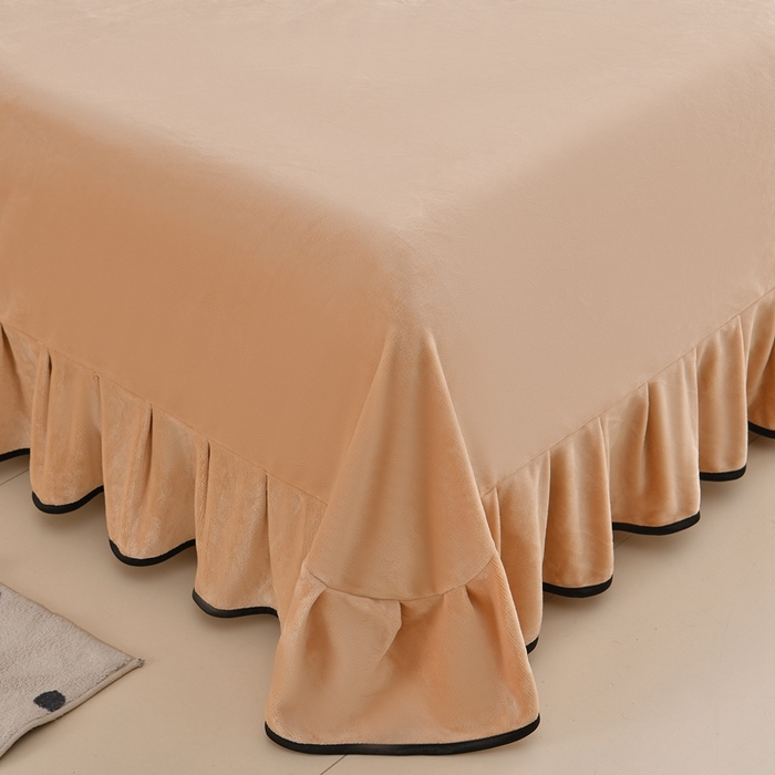 91家纺网 家纺一手货源 找家纺 赫本 2025新品8斤爆品牛奶绒四件套床裙款金雕绒法莱绒四套件 蝶语-咖