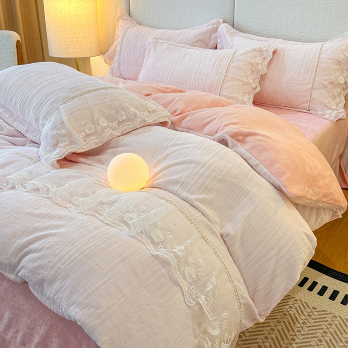 91家纺网 家纺一手货源 找家纺 （总）诺梵家纺 2025新款韩版蕾丝雕花款四件套-米兰达