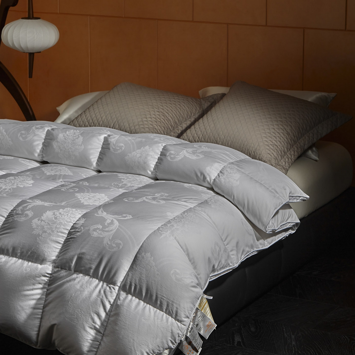 91家纺网 家纺一手货源 找家纺 （总）暖羽屋羽绒馆 2025新款羽毛被子 95白鹅绒丝被芯  羽绒被 加厚冬被