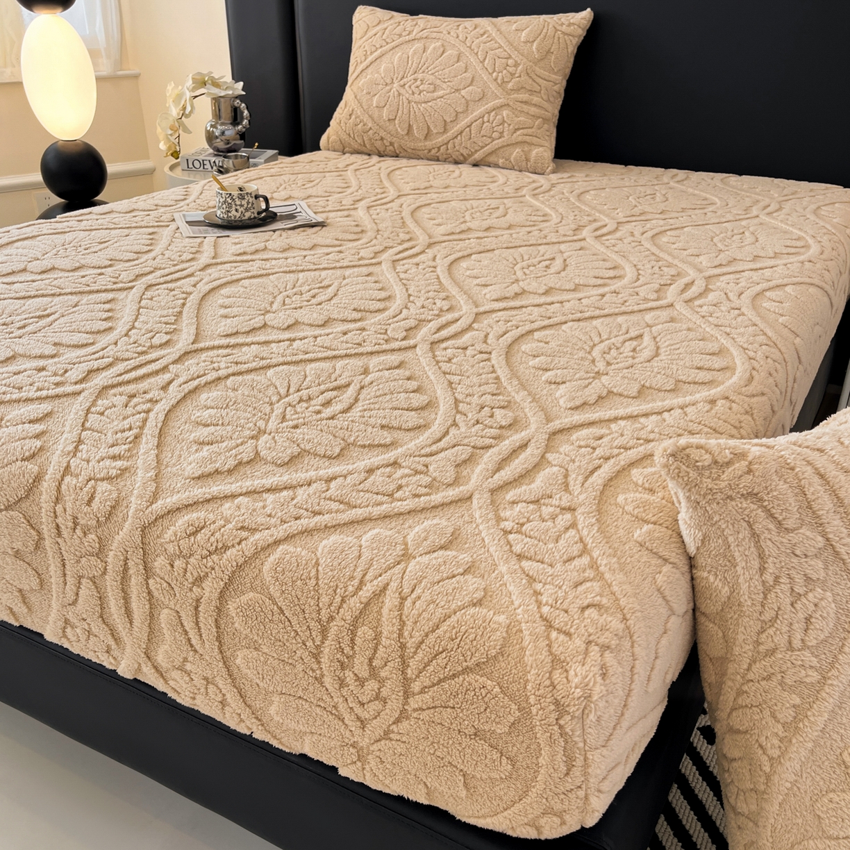 91家纺网 家纺一手货源 找家纺 欧邦 2025新款提花塔芙绒床笠单床笠床笠单件-繁花 繁花-香槟咖