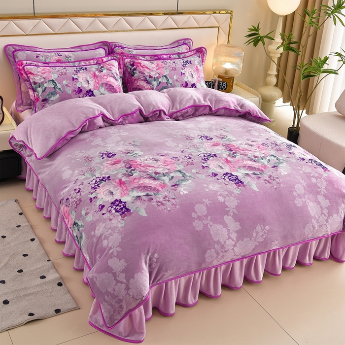 91家纺网 家纺一手货源 找家纺 赫本 2025新品8斤爆品牛奶绒四件套床裙款金雕绒法莱绒四套件 丽芙