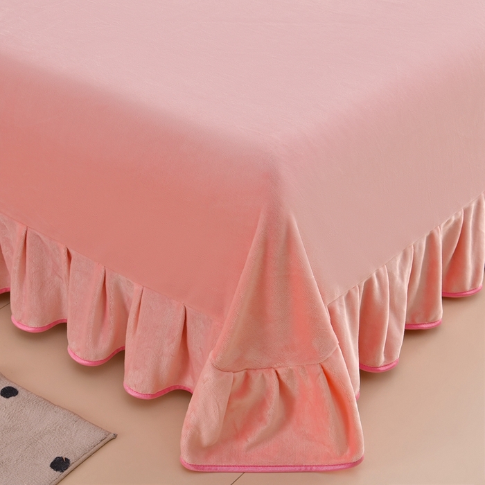 91家纺网 家纺一手货源 找家纺 赫本 2025新品8斤爆品牛奶绒四件套床裙款金雕绒法莱绒四套件 玫瑰花语