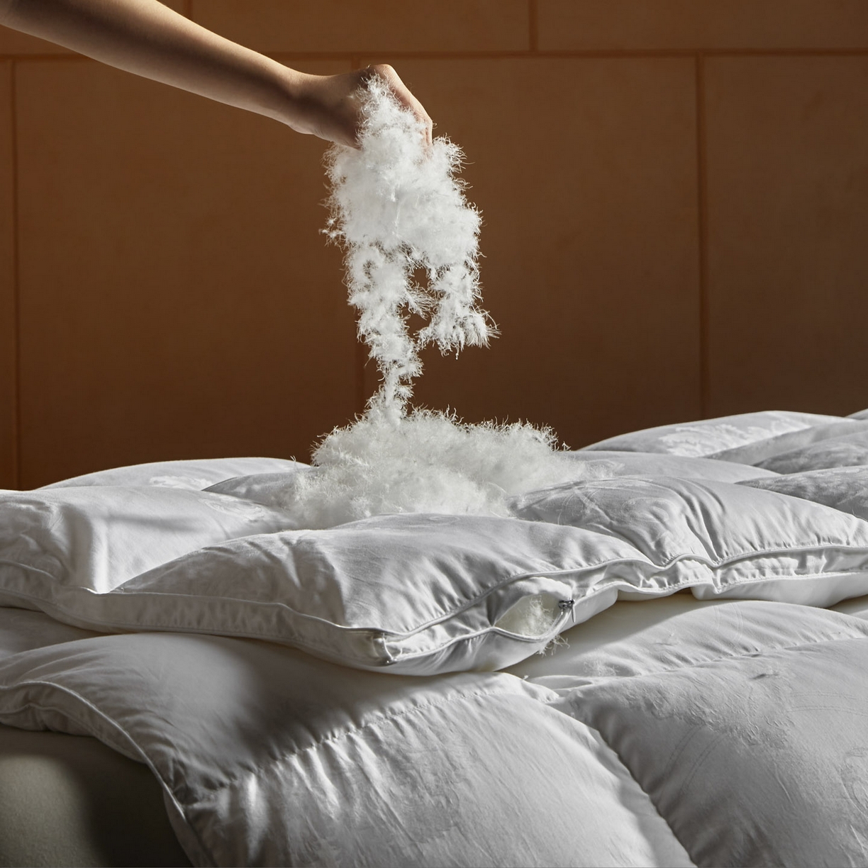 91家纺网 家纺一手货源 找家纺 暖羽屋羽绒馆 2025新款羽毛被子 95白鹅绒丝被芯  羽绒被 加厚冬被 雅馨 白色