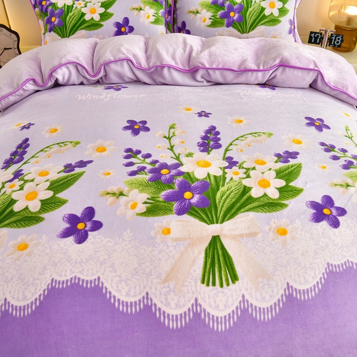 91家纺网 家纺一手货源 找家纺 赫本 2025新品8斤爆品牛奶绒四件套床裙款金雕绒法莱绒四套件 蔷薇