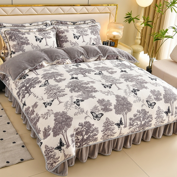 91家纺网 家纺一手货源 找家纺 赫本 2025新品8斤爆品牛奶绒四件套床裙款金雕绒法莱绒四套件 森林密语