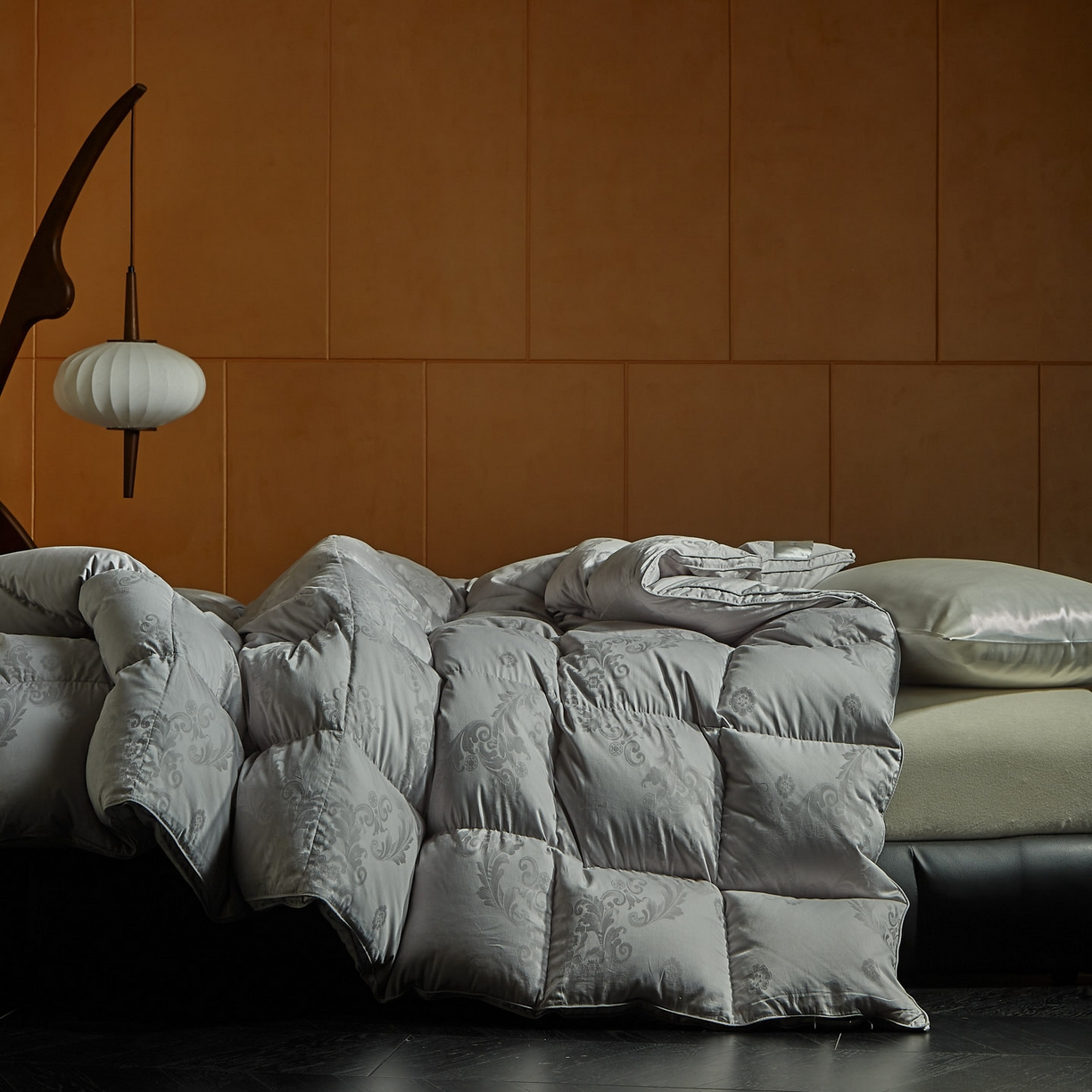 91家纺网 家纺一手货源 找家纺 暖羽屋羽绒馆 2025新款羽毛被子 95白鹅绒丝被芯  羽绒被 加厚冬被 雅馨 灰色