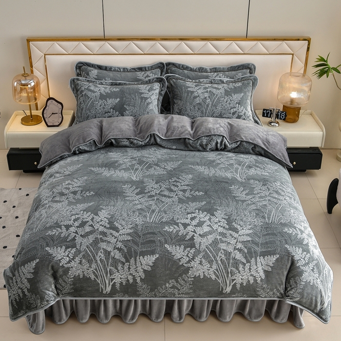 91家纺网 家纺一手货源 找家纺 赫本 2025新品8斤爆品牛奶绒四件套床裙款金雕绒法莱绒四套件 疏影