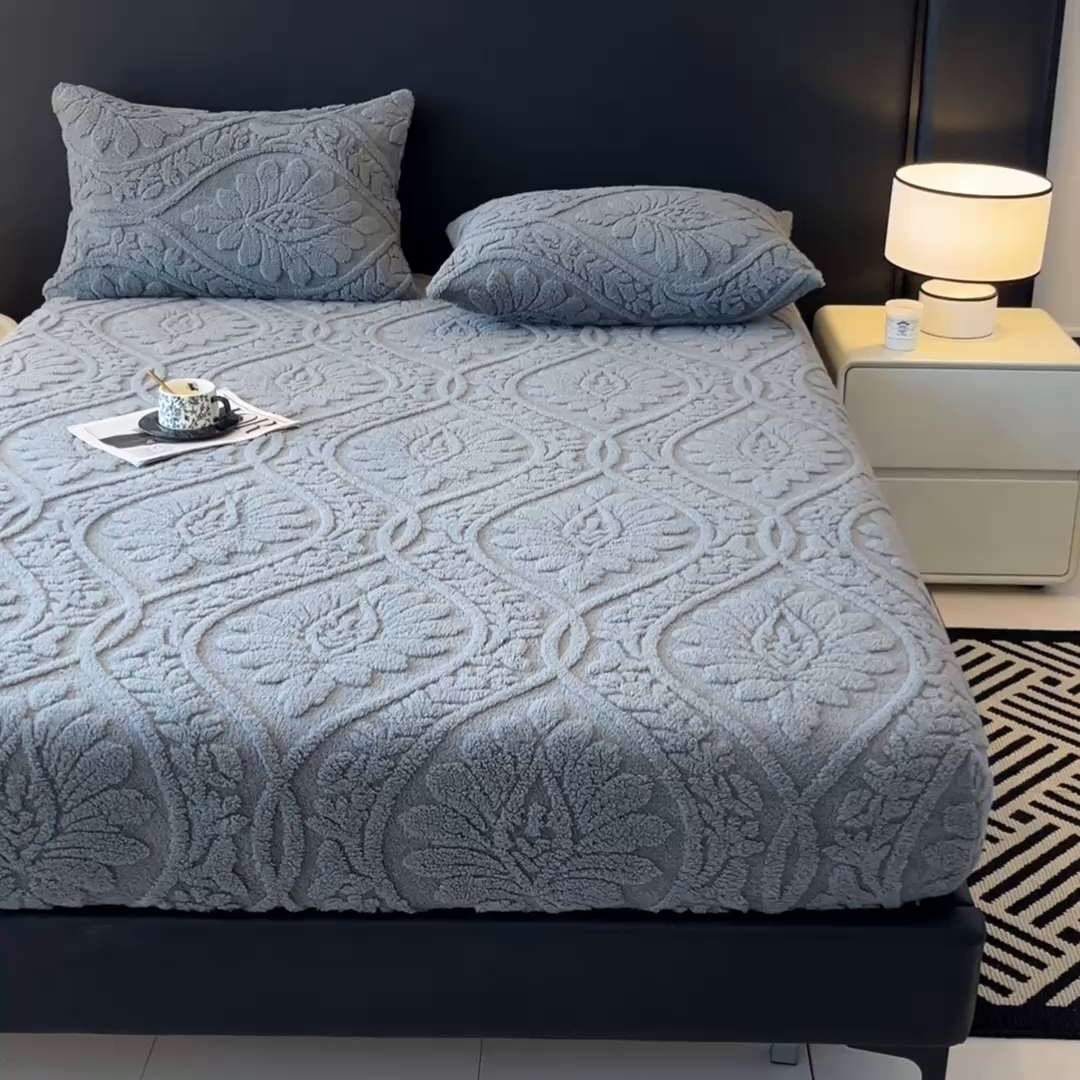 91家纺网 家纺一手货源 找家纺 欧邦 2025新款提花塔芙绒床笠单床笠床笠单件-繁花 繁花-午夜蓝