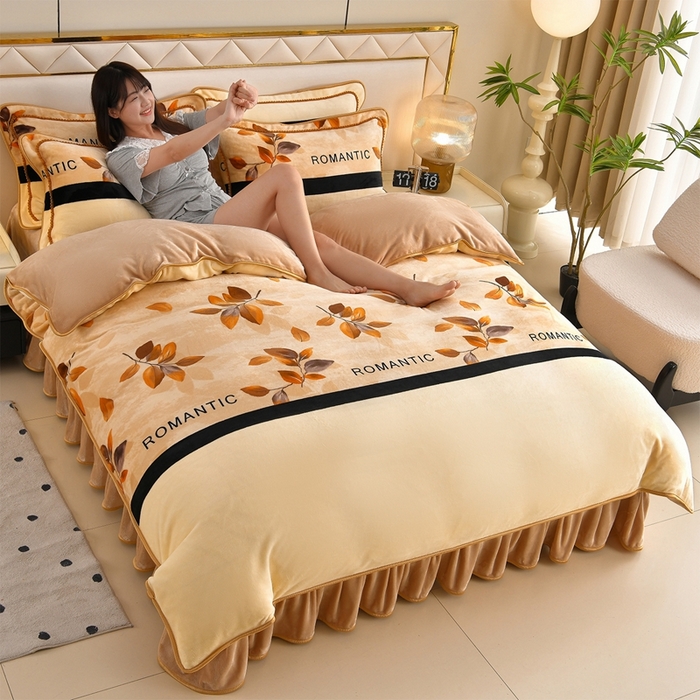 91家纺网 家纺一手货源 找家纺 赫本 2025新品8斤爆品牛奶绒四件套床裙款金雕绒法莱绒四套件 树夏