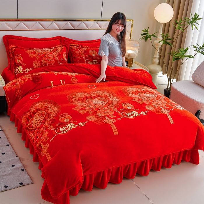 赫本 2025新品8斤爆品牛奶绒四件套床裙款金雕绒法莱绒四套件 钟爱一生