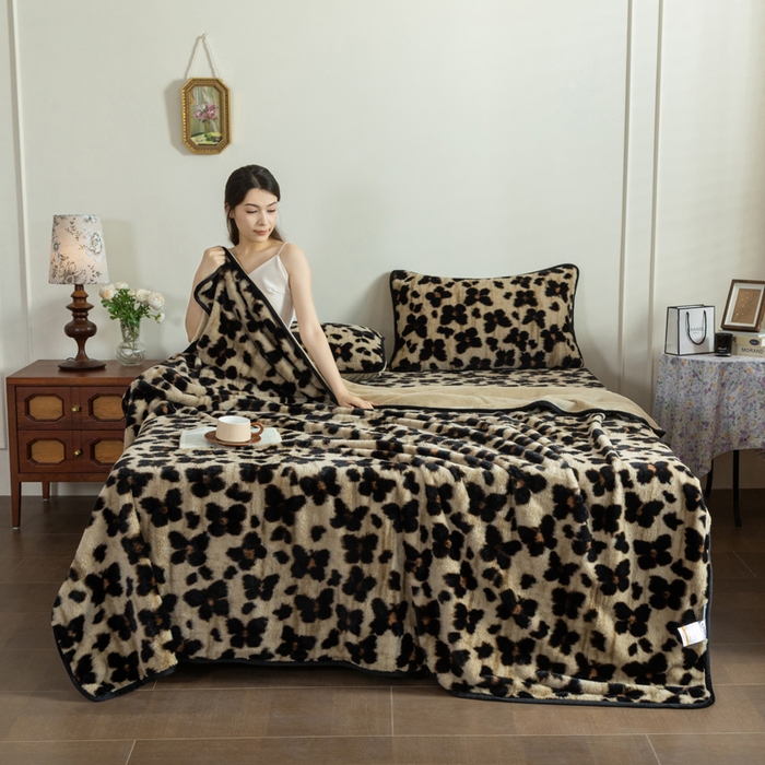 91家纺网 家纺一手货源 找家纺 库里梦家纺 2025新款跨境专供网红直播热款加厚兔毛绒毯可定做尺寸 蝴蝶梦-咖