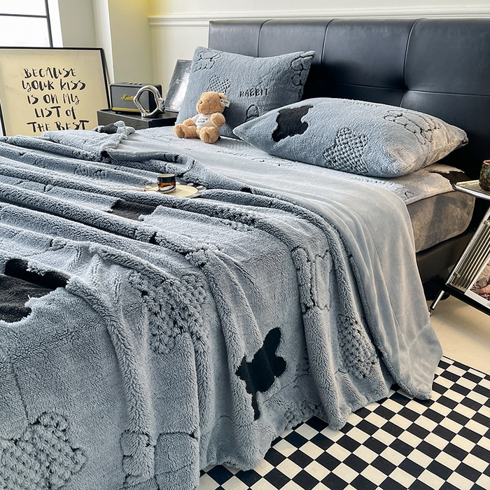 91家纺网 家纺一手货源 找家纺 欧邦 2025新款阳离子舒棉绒牛奶绒床笠单床笠床笠单件-可可熊 可可熊-蓝灰