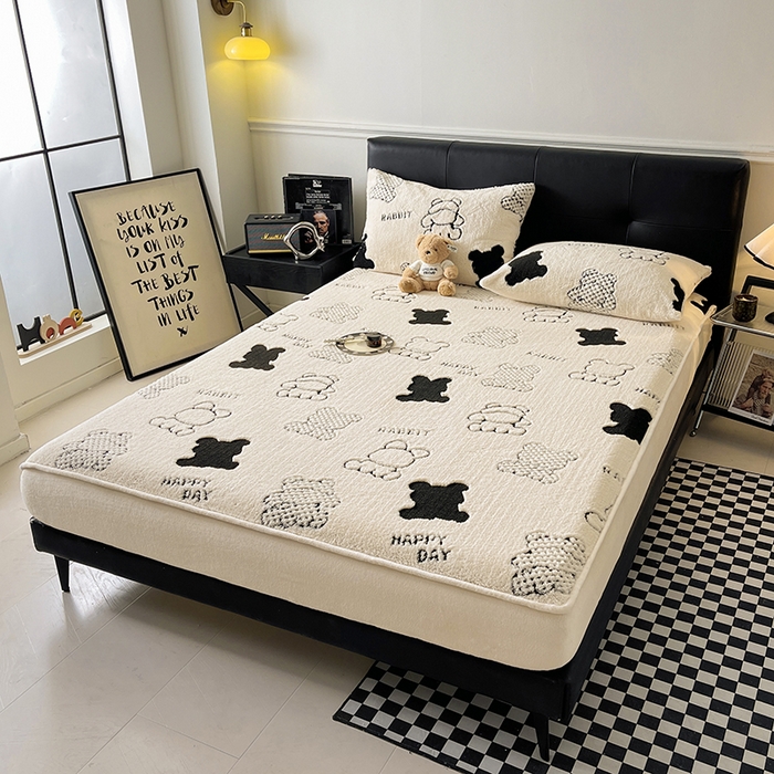 91家纺网 家纺一手货源 找家纺 欧邦 2025新款阳离子舒棉绒牛奶绒床笠单床笠床笠单件-可可熊 可可熊-米白