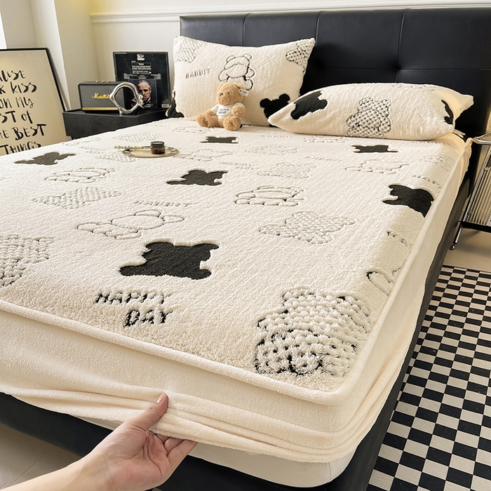 91家纺网 家纺一手货源 找家纺 欧邦 2025新款阳离子舒棉绒牛奶绒床笠单床笠床笠单件-可可熊 可可熊-米白